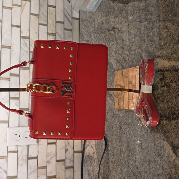 Badgley Mischka Red Studded Chain Flap Turn Lock Handbag or Crossbody - Picture 1 of 4